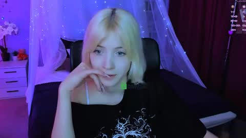 Snapshot of _sabrina_moore chatting on 05.03.26 sabrina online show from 05.03.26