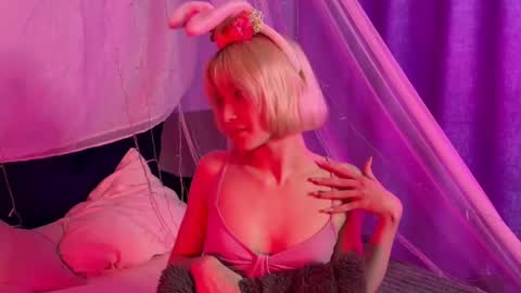 Snapshot of _sabrina_moore chatting on 05.16.26 sabrina online show from 05.16.26