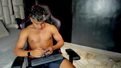 _sammy_ice online show from 01.20.25