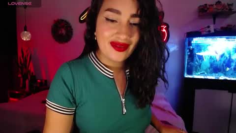 Snapshot of _santalove_ chatting on 12.24.24 SantaLove online show from 12.24.24