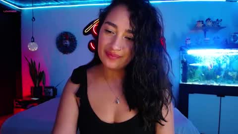 Snapshot of _santalove_ chatting on 01.08.25 SantaLove online show from 01.08.25