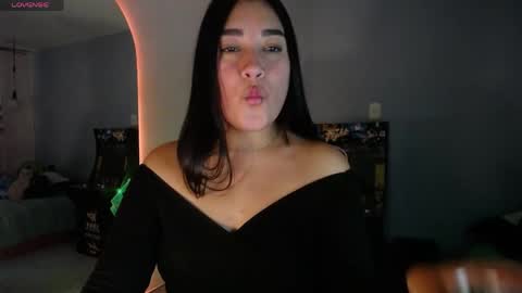 Snapshot of _santalove_ chatting on 04.18.26 SantaLove online show from 04.18.26