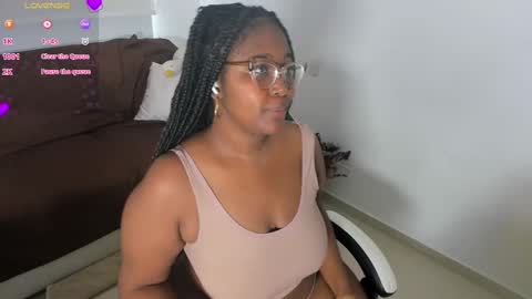 Snapshot of _sarah_banks chatting on 02.25.25 Ms. JONES online show from 02.25.25