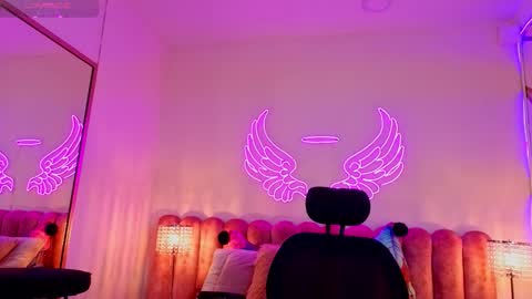 Scarlett online show from 10.15.25