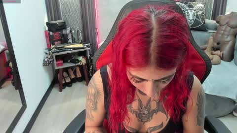 Selene online show from 02.05.25