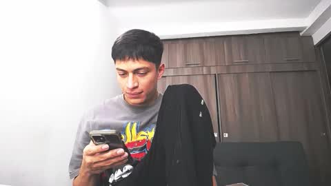 Juan Pablo-independent model online show from 02.19.26