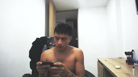 Juan Pablo-independent model online show from 03.03.26