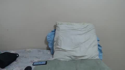 _sexylipss online show from 12.17.25