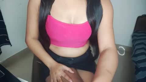 _shalini_0 online show from 12.23.25