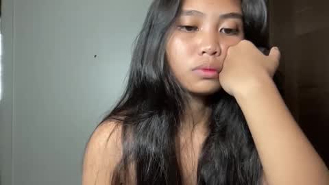 Snapshot of _shinelee chatting on 03.08.25 _shinelee online show from 03.08.25