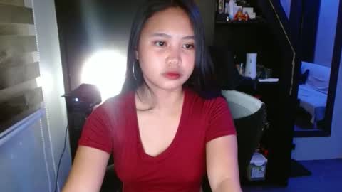 Snapshot of _shinelee chatting on 02.18.26 _shinelee online show from 02.18.26