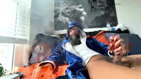 Snapshot of _slimreaper69 chatting on 04.19.26 Slim Reaper online show from 04.19.26