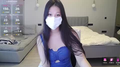 Snapshot of _smileflower_ chatting on 12.09.24 winni online show from 12.09.24