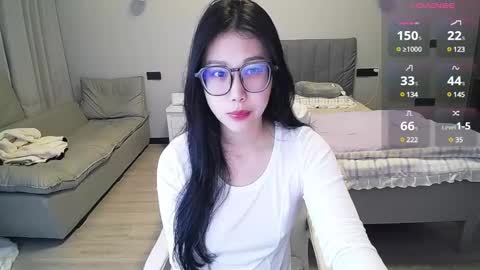Snapshot of _smileflower_ chatting on 03.10.25 winni online show from 03.10.25