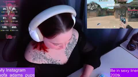 Snapshot of _sofia_adam_ chatting on 04.18.26 pups online show from 04.18.26