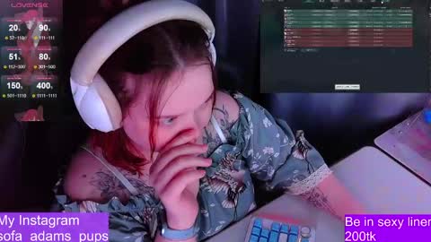 Snapshot of _sofia_adam_ chatting on 04.26.26 pups online show from 04.26.26