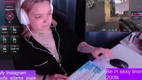 Snapshot of _sofia_adam_ chatting on 06.10.26 pups online show from 06.10.26
