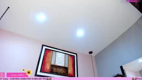    640  200   online show from 02.25.25