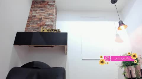    640  200   online show from 03.11.25