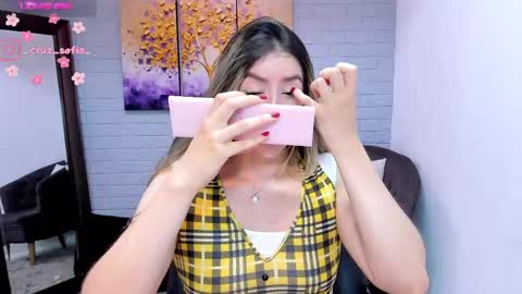 Snapshot of _sofia_cruz chatting on 05.22.26 640 200 online show from 05.22.26