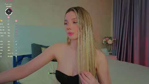Sophie online show from 07.19.26