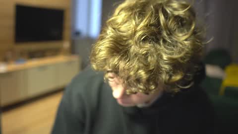 OLIVERpvt is open online show from 01.27.25