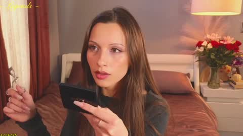 Snapshot of _stella_rose_ chatting on 01.04.25 Stella online show from 01.04.25