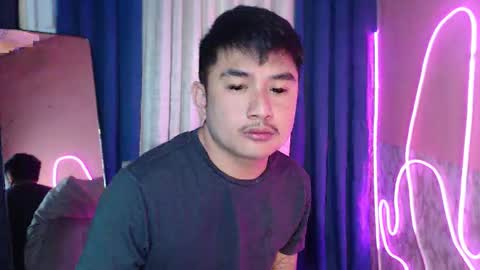 _superhotlatino_ online show from 05.05.26