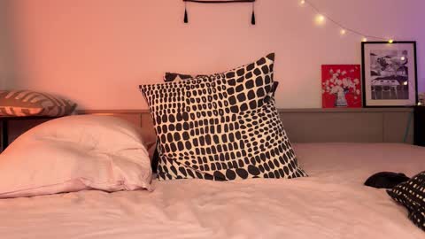 Ann online show from 11.18.25