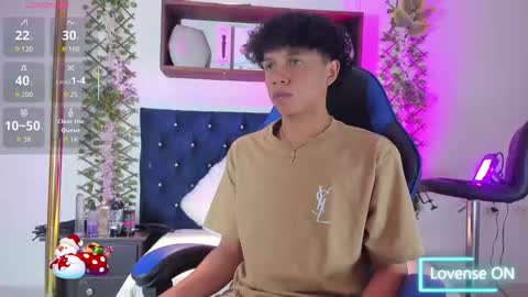 Snapshot of _taylor_black chatting on 01.05.26 Taylor online show from 01.05.26