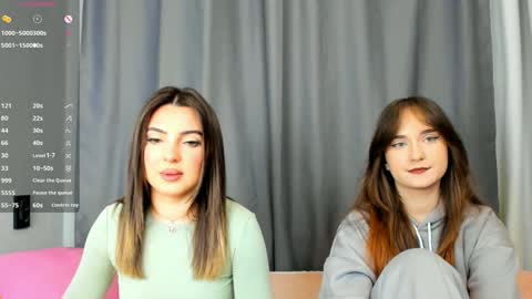 Snapshot of _teona_ann_for_you_ chatting on 01.24.25 Teona and Annred hair online show from 01.24.25