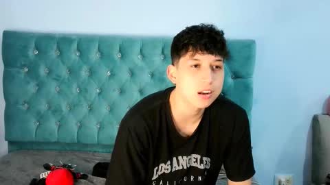 Snapshot of _thomas_hot_ chatting on 01.08.26 Thomas online show from 01.08.26