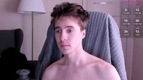 Snapshot of _tokyo_ghoul chatting on 01.08.25 _tokyo_ghoul online show from 01.08.25