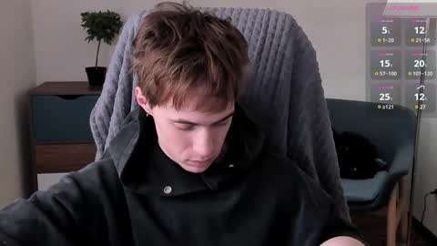 Snapshot of _tokyo_ghoul chatting on 01.10.25 _tokyo_ghoul online show from 01.10.25