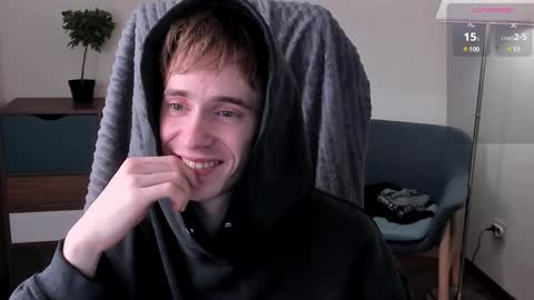 Snapshot of _tokyo_ghoul chatting on 01.11.25 _tokyo_ghoul online show from 01.11.25