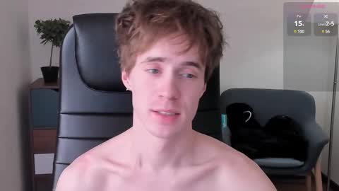 Snapshot of _tokyo_ghoul chatting on 02.22.25 _tokyo_ghoul online show from 02.22.25