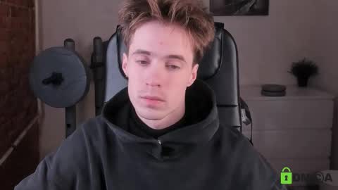 Snapshot of _tokyo_ghoul chatting on 11.23.25 _tokyo_ghoul online show from 11.23.25