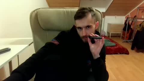 Snapshot of _v_l_a_d_ chatting on 02.07.25 Vlad online show from 02.07.25