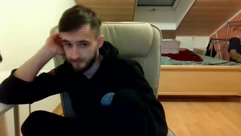 Snapshot of _v_l_a_d_ chatting on 02.13.25 Vlad online show from 02.13.25