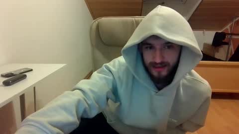 Snapshot of _v_l_a_d_ chatting on 03.04.25 Vlad online show from 03.04.25