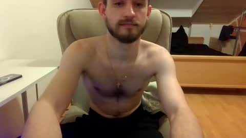 Snapshot of _v_l_a_d_ chatting on 03.05.25 Vlad online show from 03.05.25