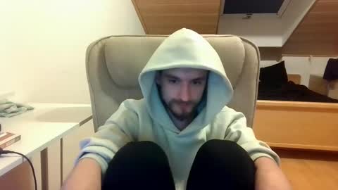 Snapshot of _v_l_a_d_ chatting on 03.06.25 Vlad online show from 03.06.25