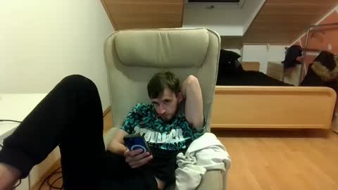 Snapshot of _v_l_a_d_ chatting on 03.12.25 Vlad online show from 03.12.25