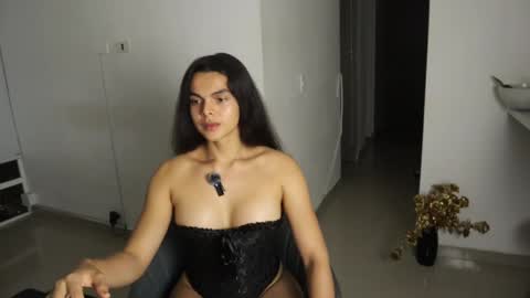 Anastasia Vahos online show from 03.04.25