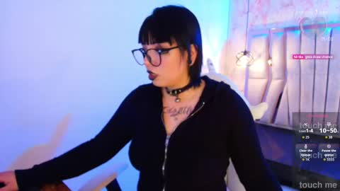 Snapshot of _vermell_ chatting on 09.19.25 Vermeil online show from 09.19.25