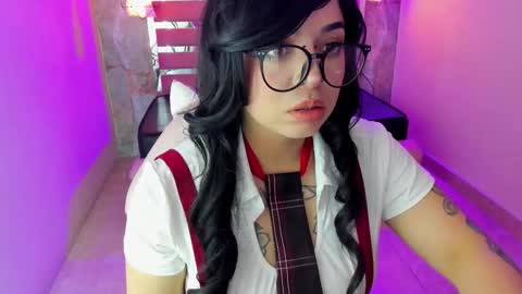 Snapshot of _vermell_ chatting on 10.19.25 Vermeil online show from 10.19.25