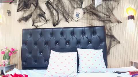 Veronica  online show from 10.24.25