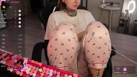 Alis online show from 11.19.25