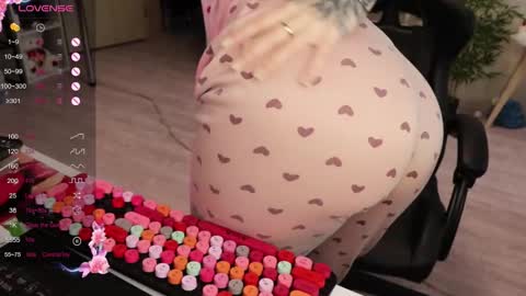 Alis online show from 12.14.25