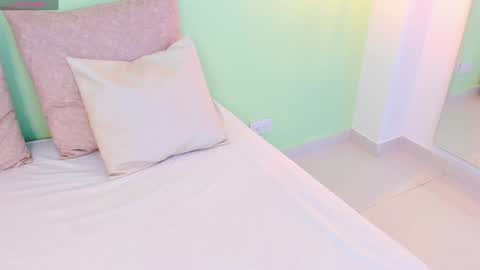 Snapshot of _vix555_ chatting on 01.21.25 Vix online show from 01.21.25